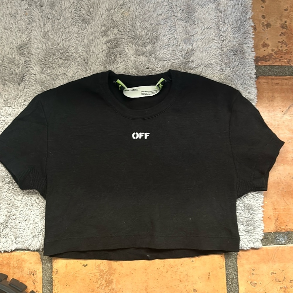 Off white cropped tee